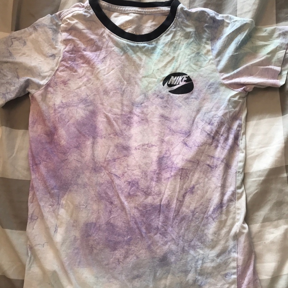 Colorful Nike tee